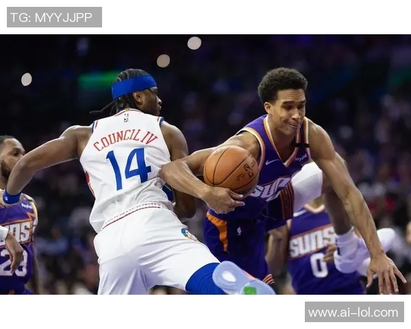 昔日冠军后卫普尔半场表现亮眼贡献11分3板3断展现高难度进攻能力